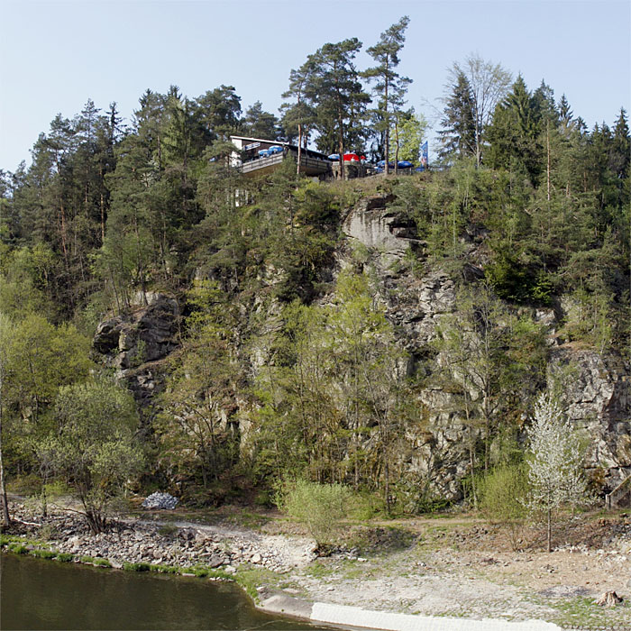 Restaurant auf dem Felsen