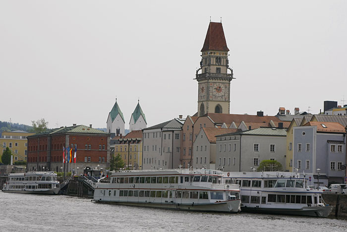 Der Turm des Rathauses