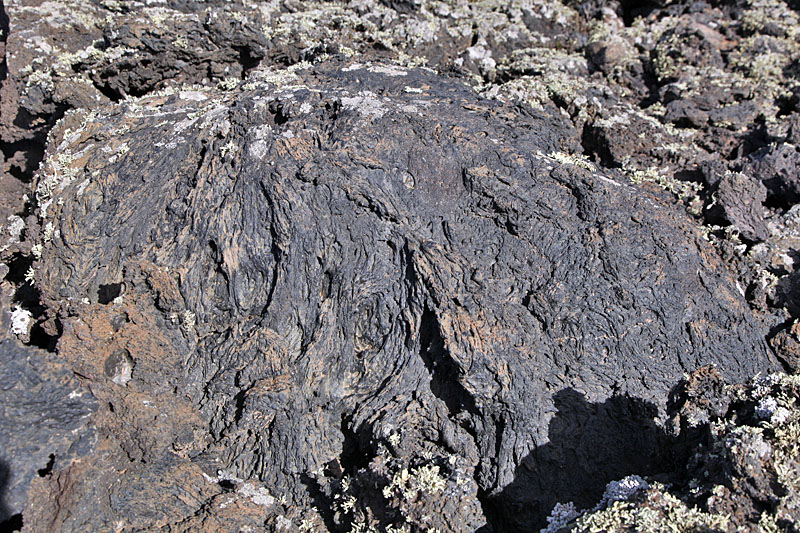 Flie&szlig;spuren in der Lava
