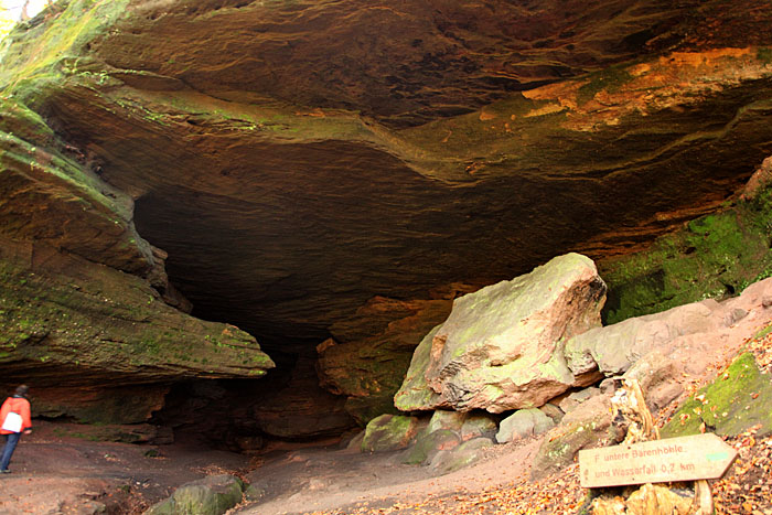 An der Bärenhöhle, leider oder zum Glück vakant ;-)