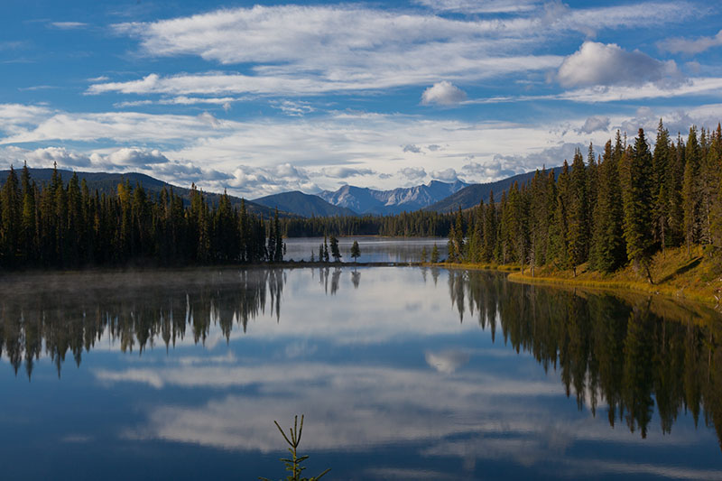 Kelly's Bathtub und im Hintergrund der Jarvis Lake