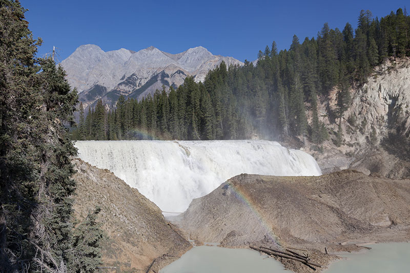 ... und von unten mit Regenbogen