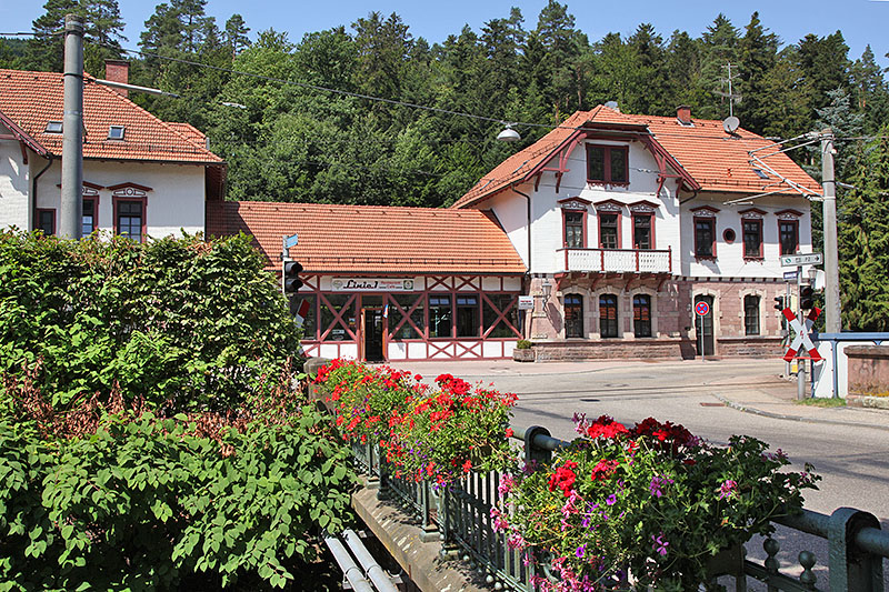 Am Bahnhof Bad Herrenalb