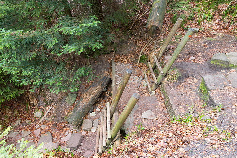 Hier geht es treppab ...