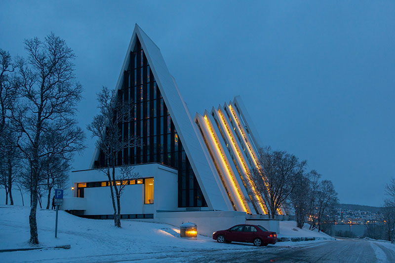 Die Kirche von hinten gesehen