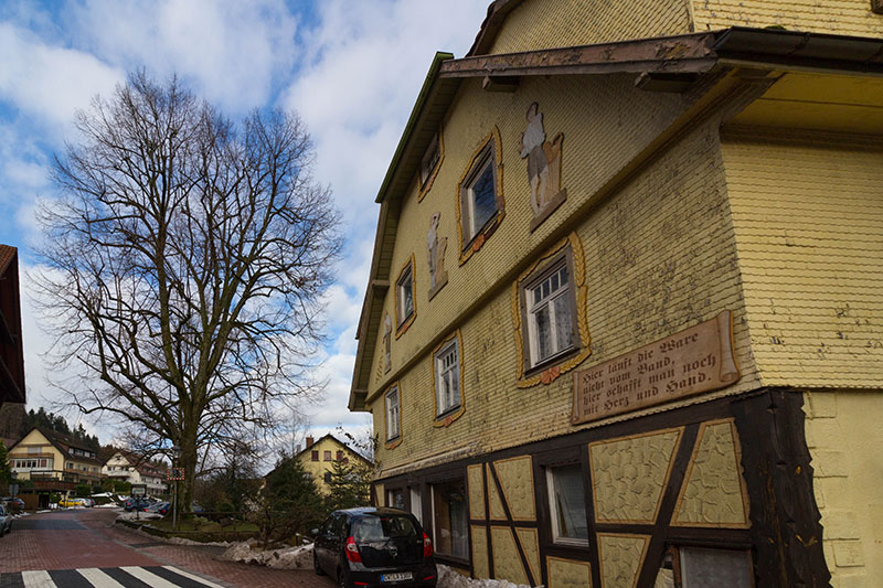 ... und hier die zugehörige Linde