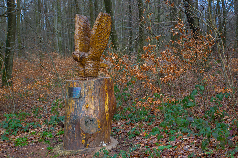 Einige Schnitzereien ...