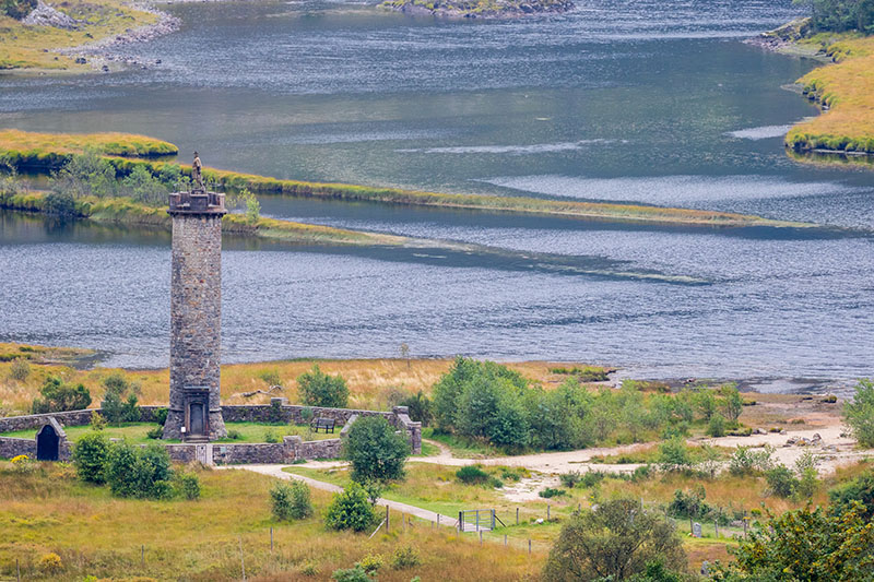 ... hier landete 1745 Bonnie Prince Charlie und hisste sein Banner, um anschließend den Jakobiten-Aufstand zu führen