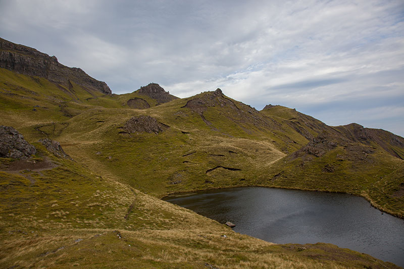 Dort oben, wo die Leute stehen, wollen wir noch hinauf