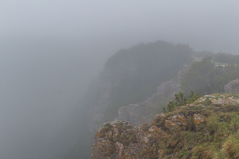 ... zum Glück sieht man nicht, wie tief man fallen kann