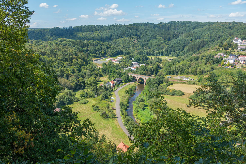 Blick zum Parkplatz im Tal