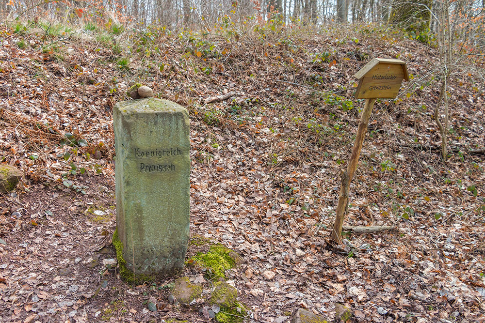 Alter Grenzstein