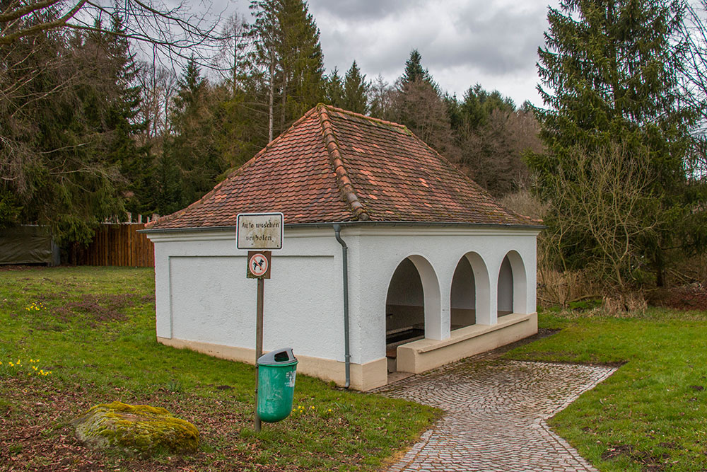 Das Waschhaus ist ein historisches Gebäude, hier hatte man früher die Wäsche gewaschen
