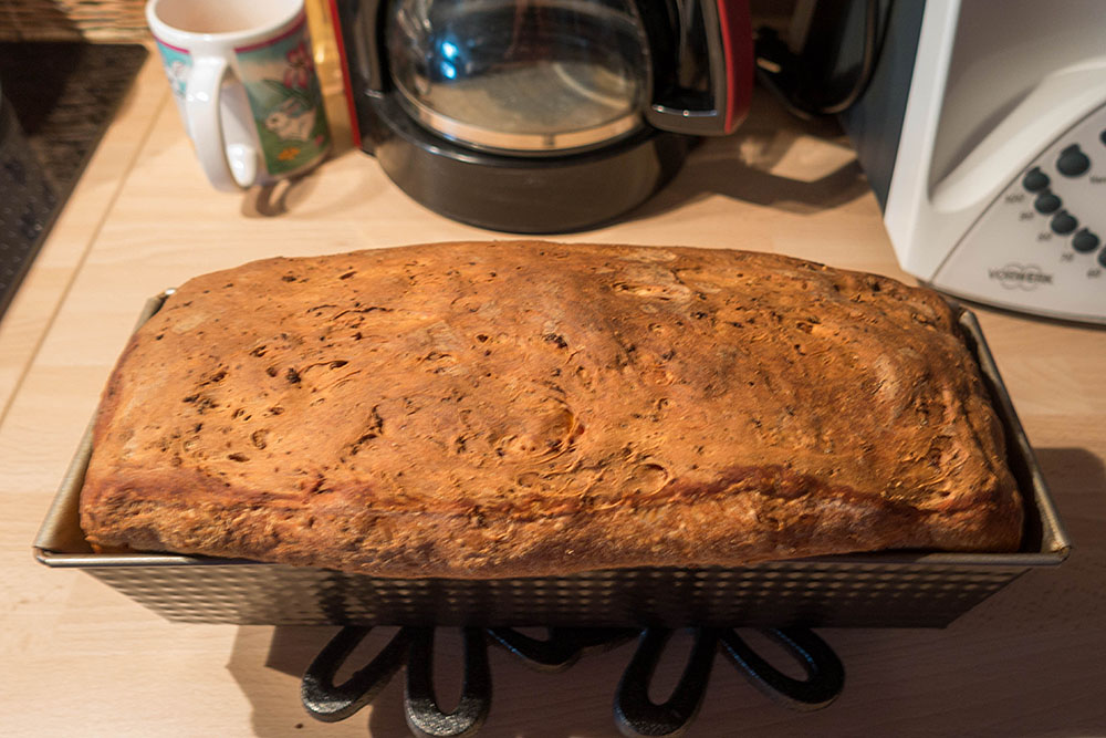Danach ca. 45 Minuten bei 200°C backen