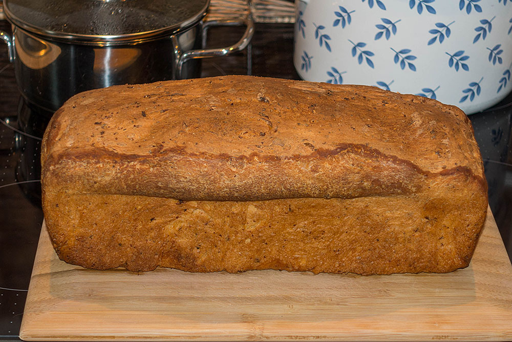 Fertig ist das aromatische Brot
