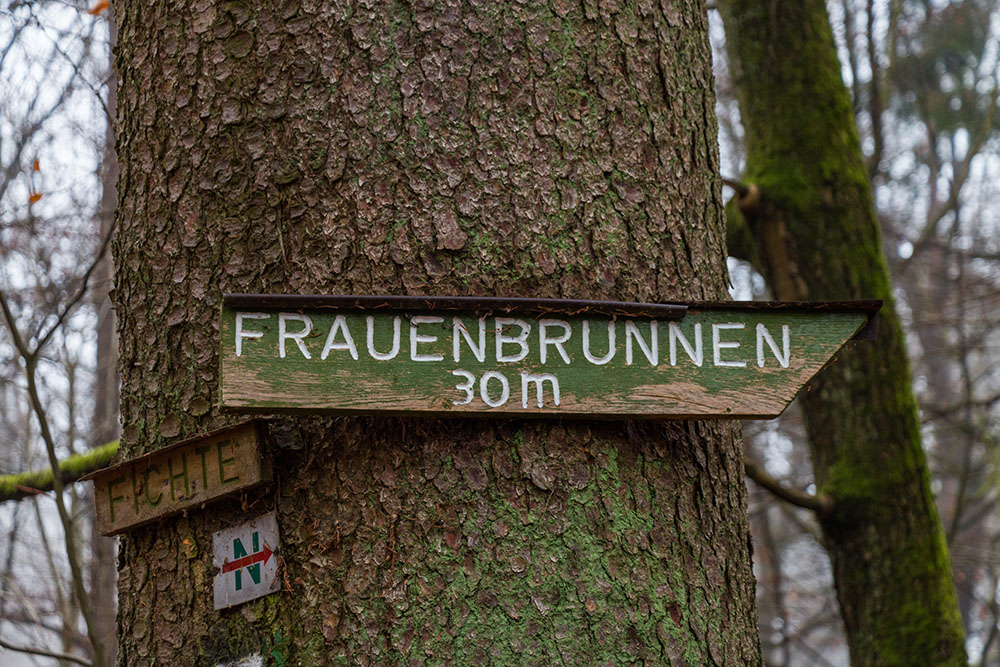 Abstecher zum Frauenbrunnen