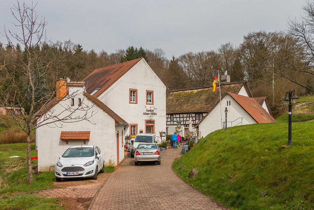 An der Adams-Mühle