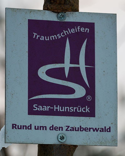 Kennzeichnung der Traumschleife "Rund um den Zauberwald"