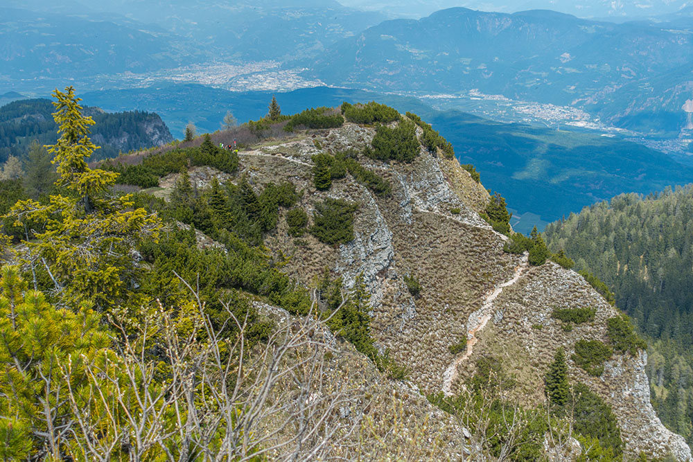 Hier sieht man das letzte Stück des Klettersteigs ...