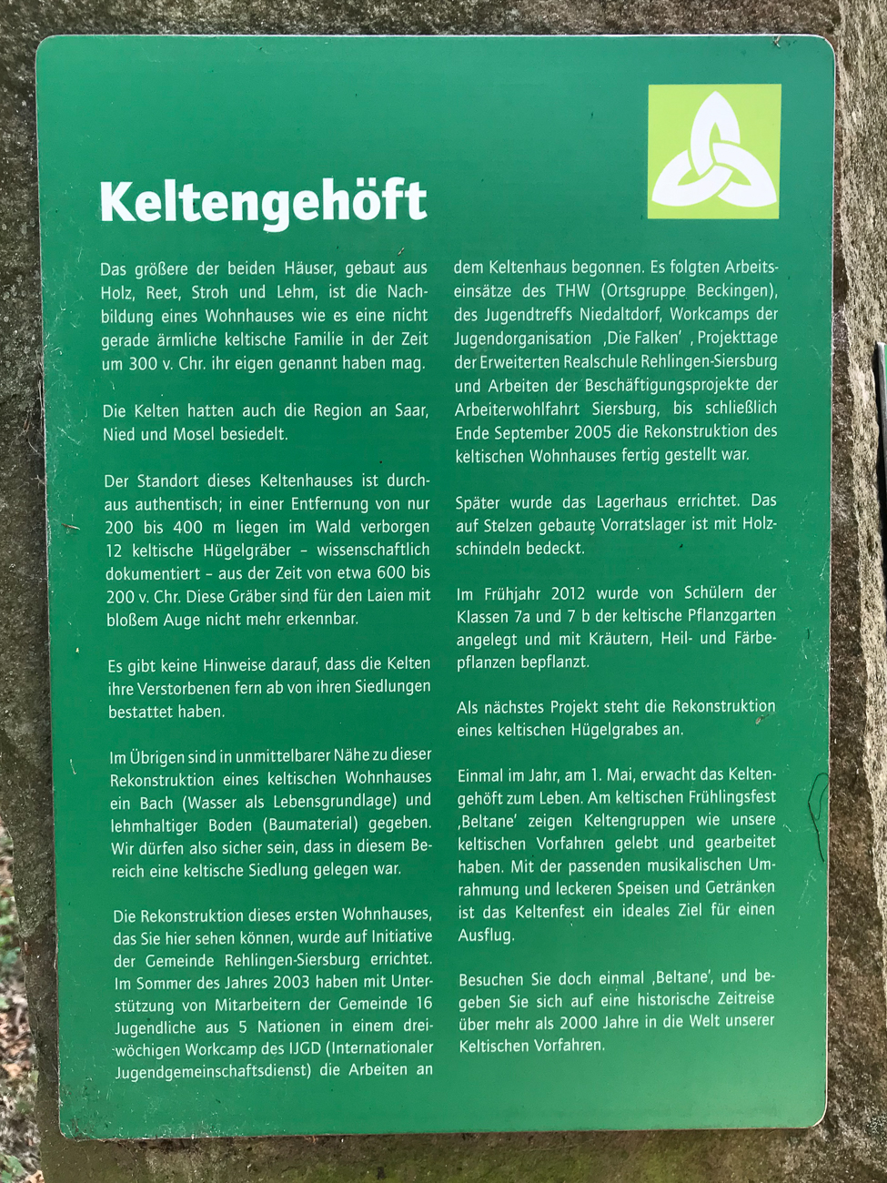 Holzkohle-Meiler