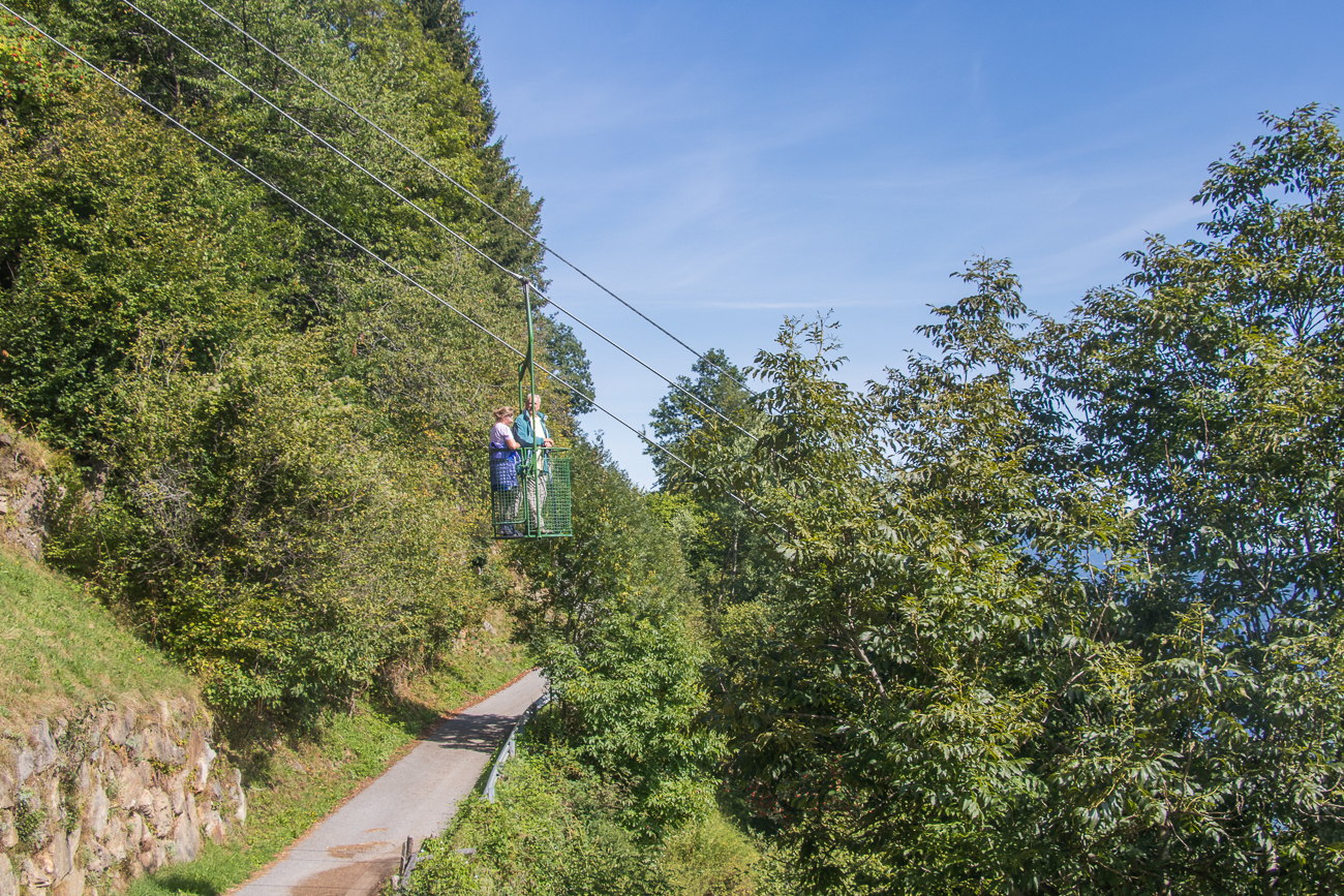 Luftige Seilbahn ...