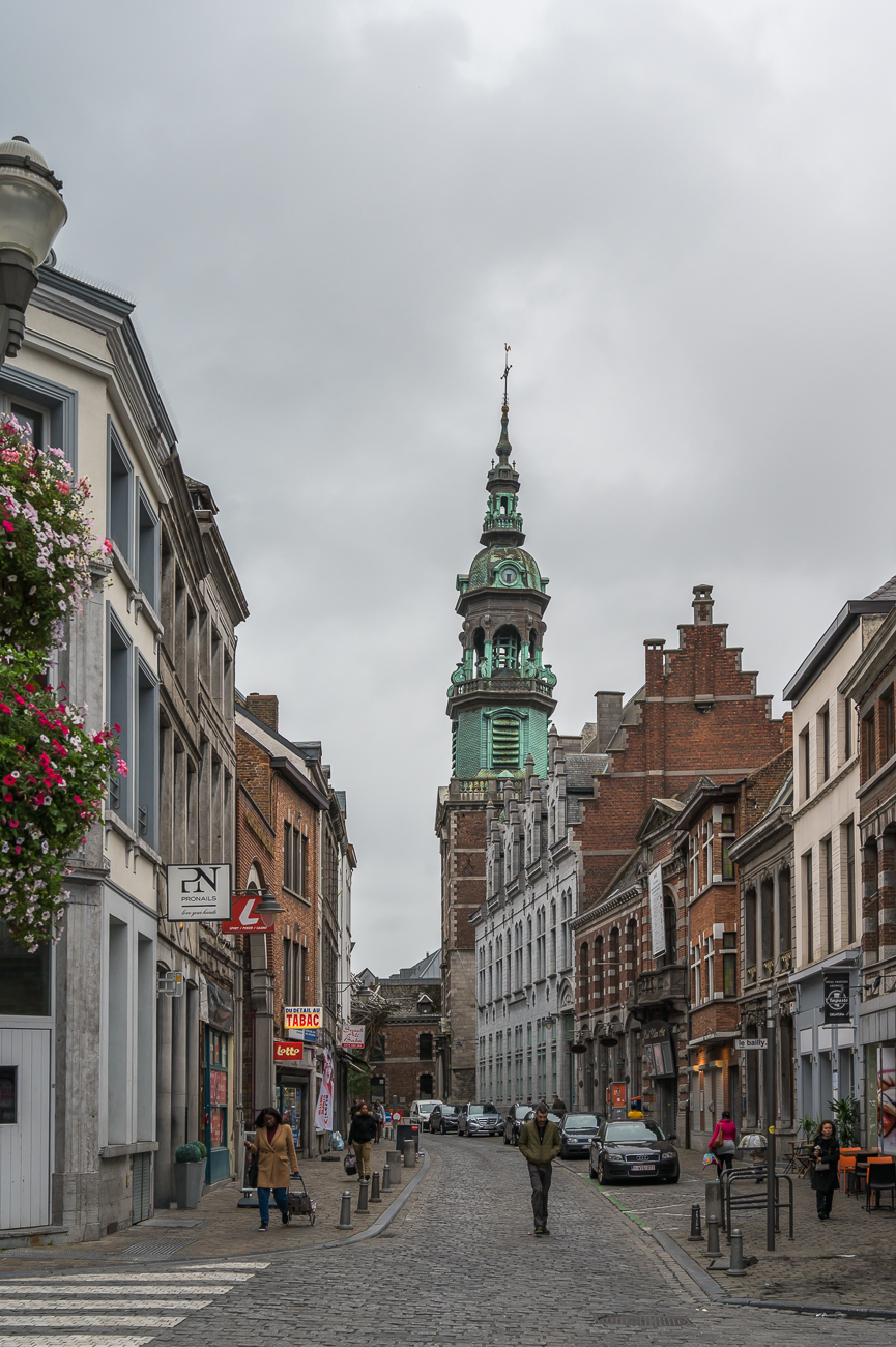 In der Innenstadt von Mons