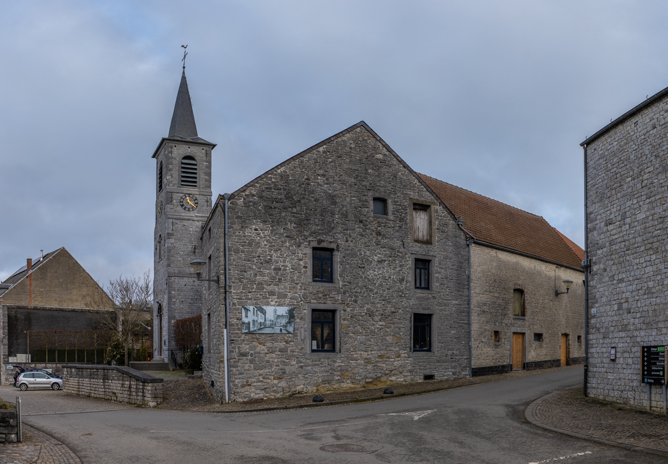 ... sind viele Häuser aus Naturstein gebaut