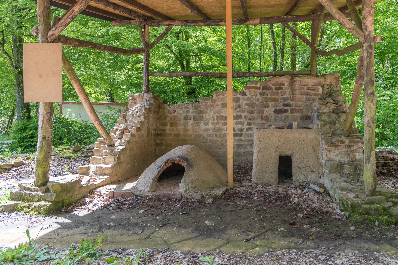 Kuppelofen zum Backen von Brot usw.