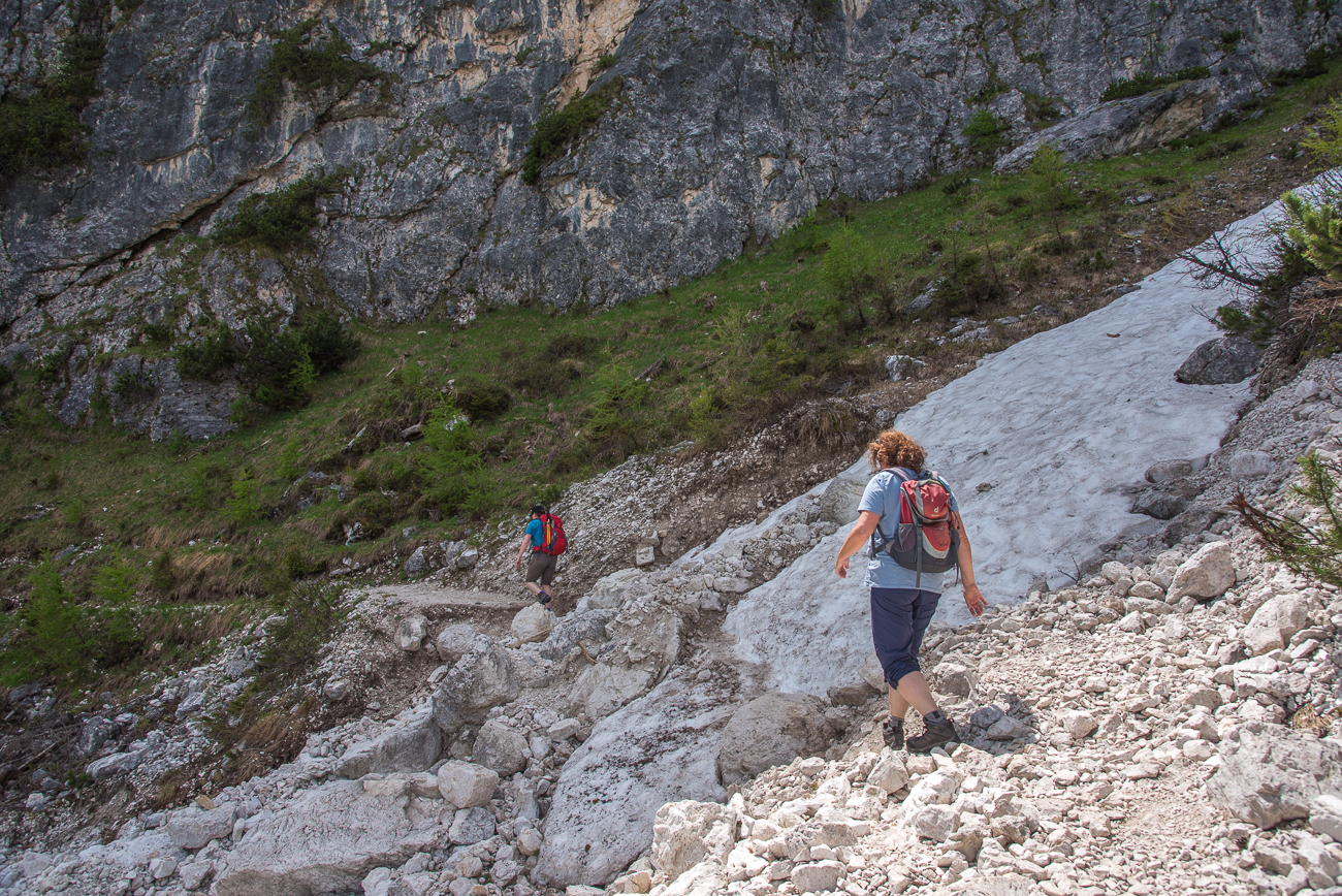 Ein weiteres rutschiges Schneefeld