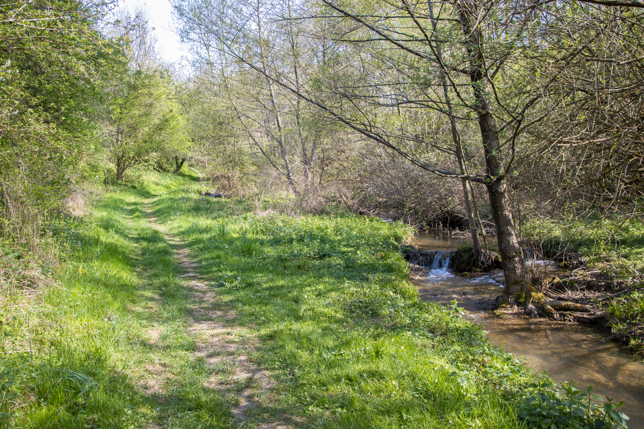 ... in zahlreichen Kaskaden ins Tal