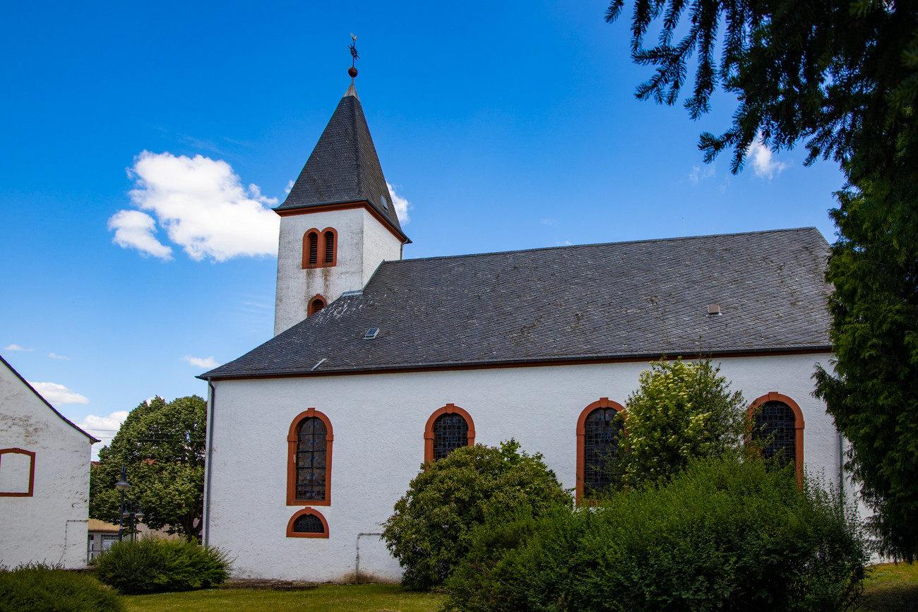 Die Kirche von der R&uuml;ckseite