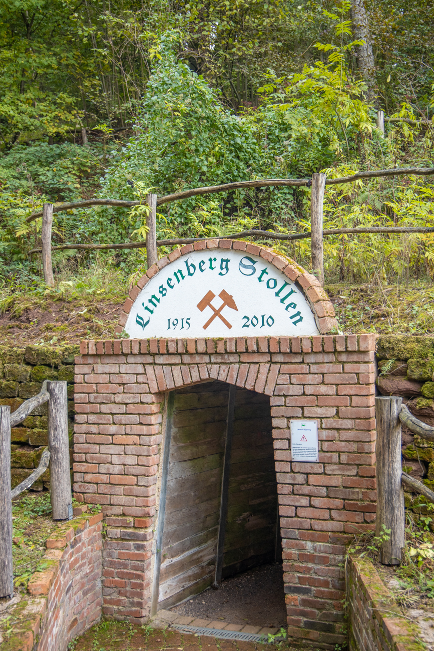 Eingang zum Linsenbergstollen ...