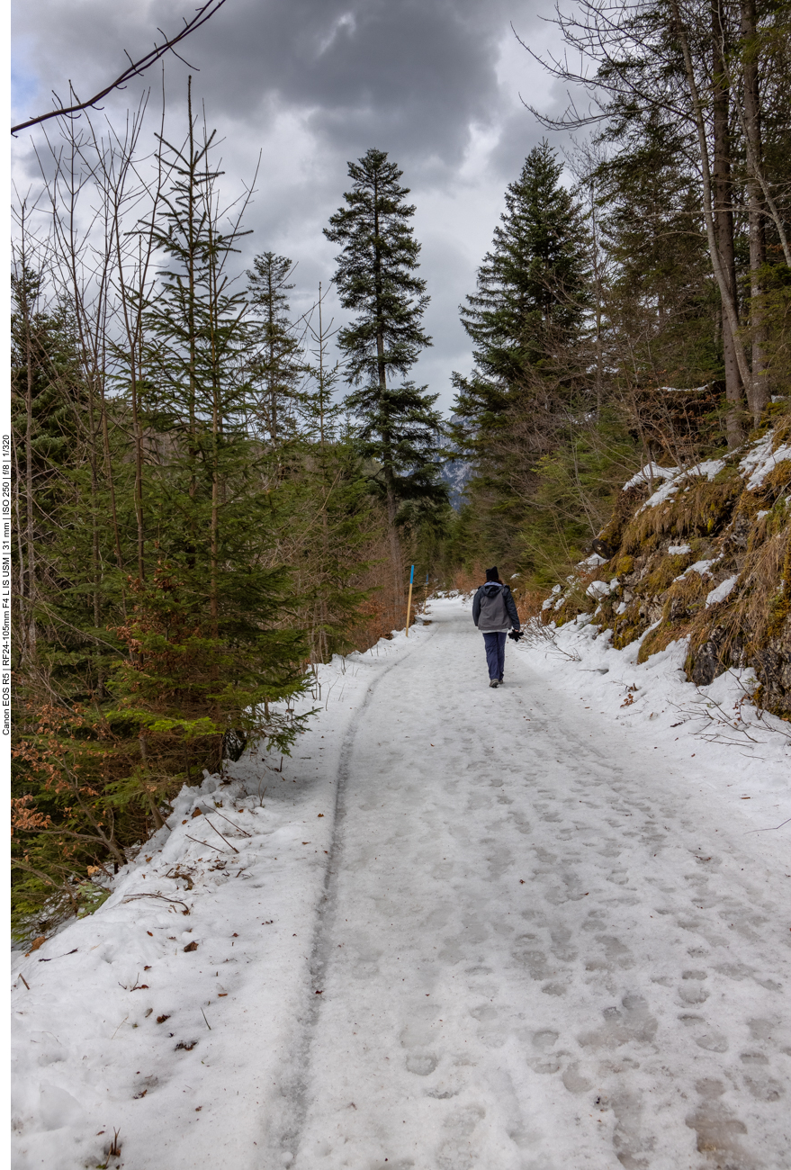 Der Weg ist etwas rutschig