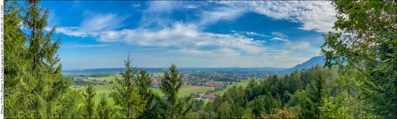 Gaaanz hinten links kann man den See erkennen