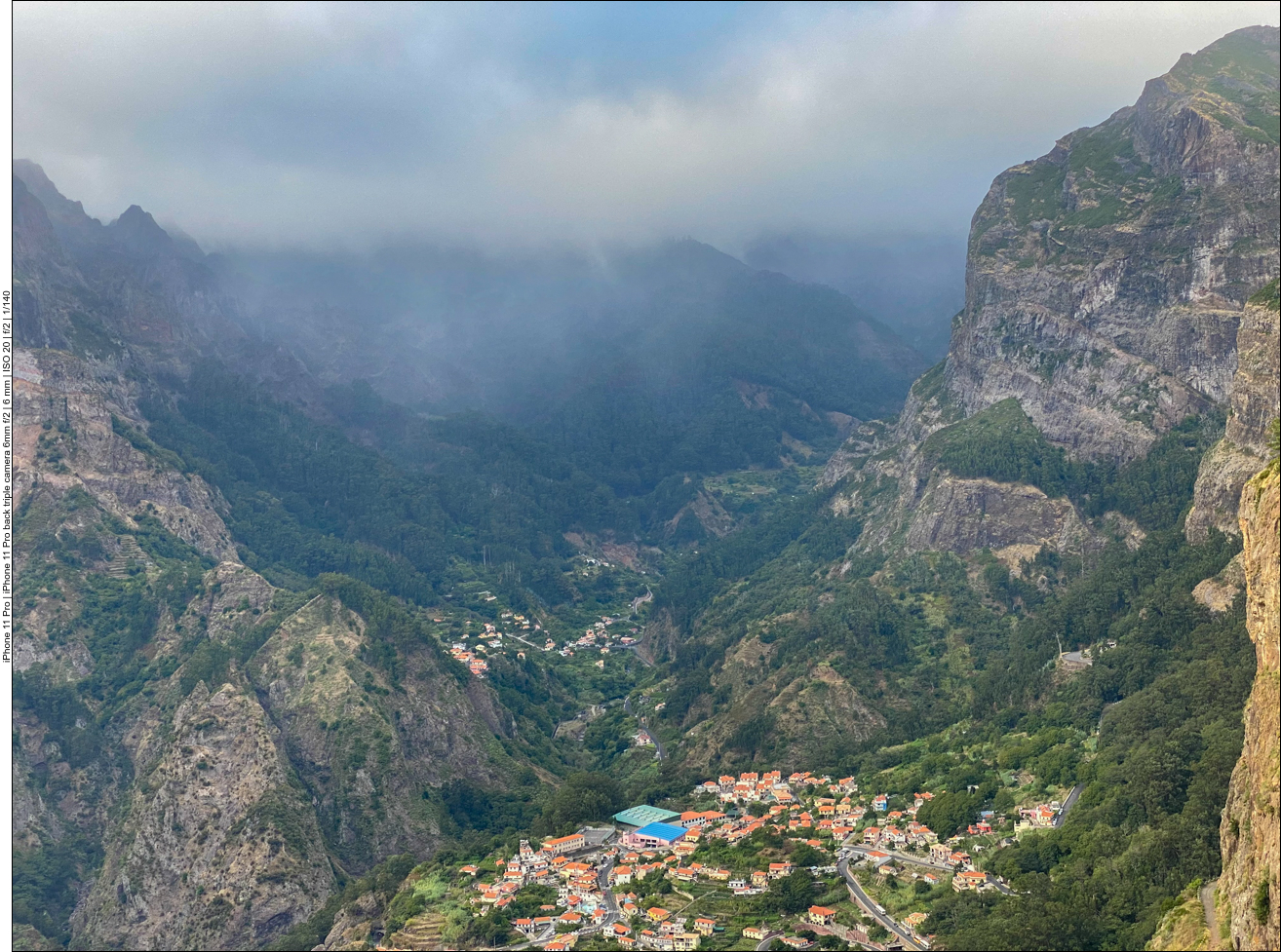 Blick von unserem Hotel in die Schlucht