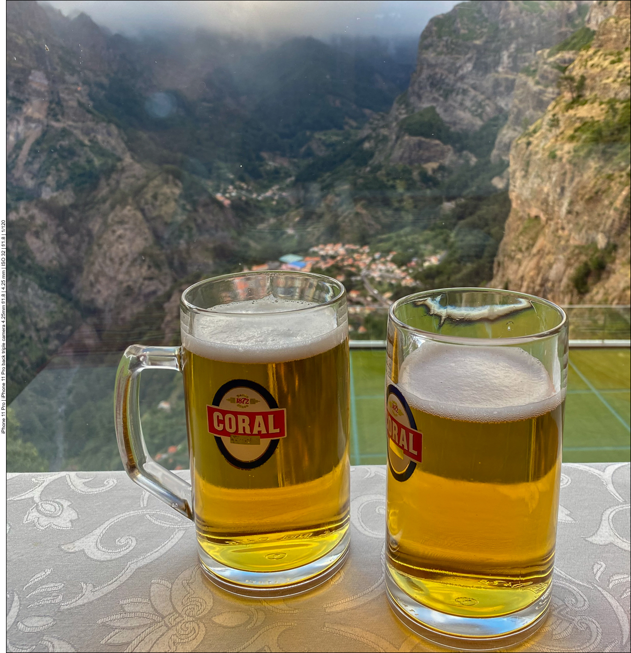 Mit einem isotonischen Kaltgetr&auml;nk l&auml;sst sich die Aussicht besonders gut genie&szlig;en ;-)