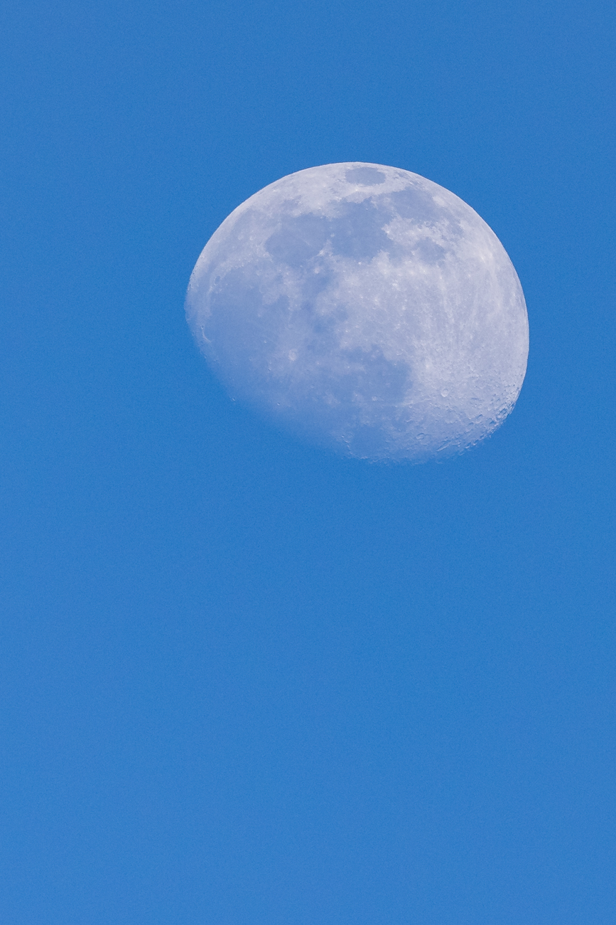 Mond über Beeden