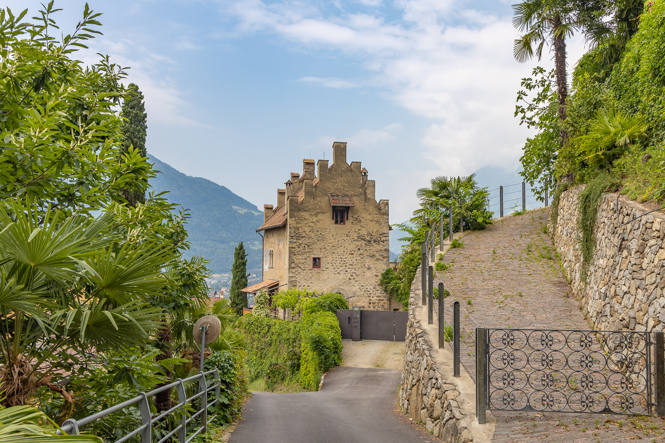 Vorort von Meran ...