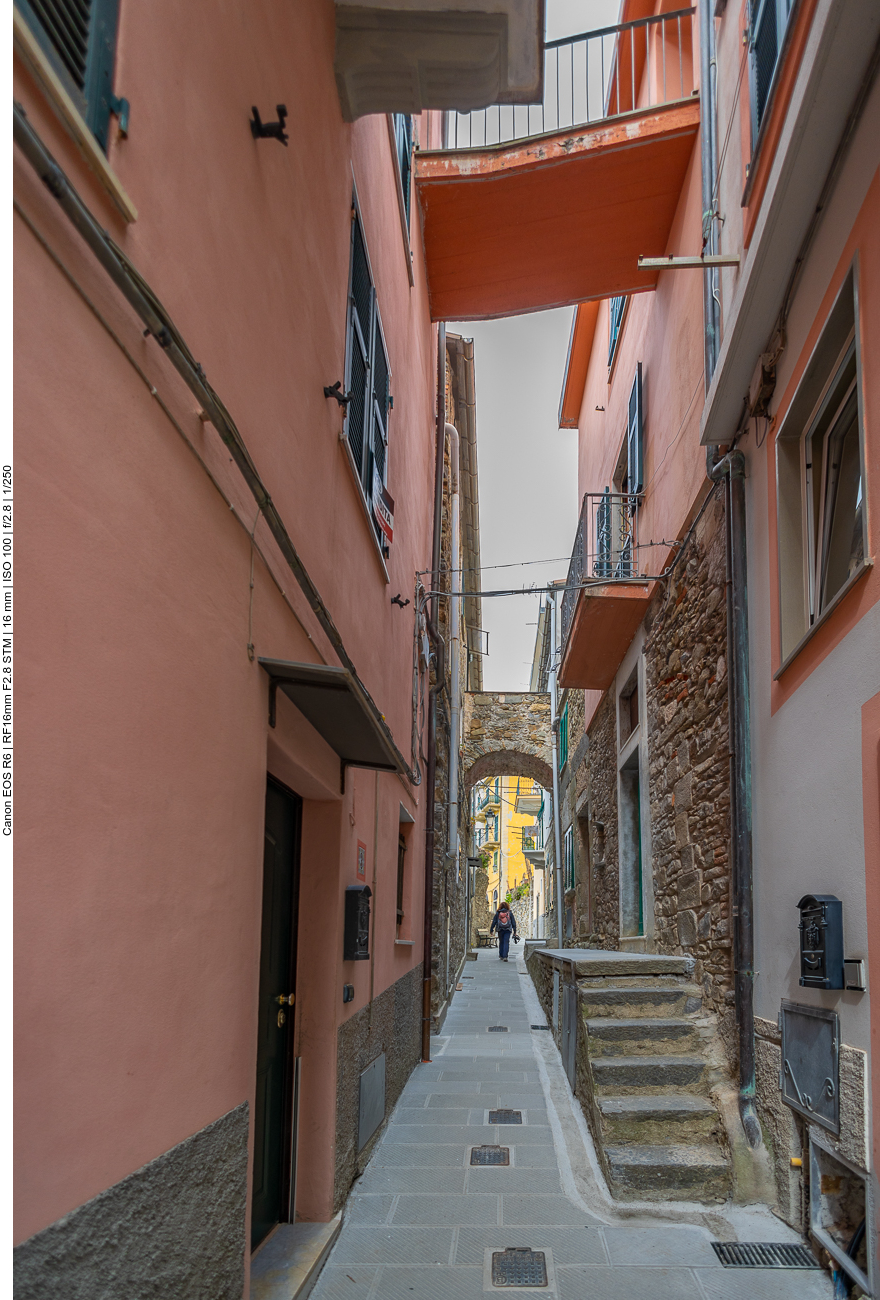 Moderne Gasse