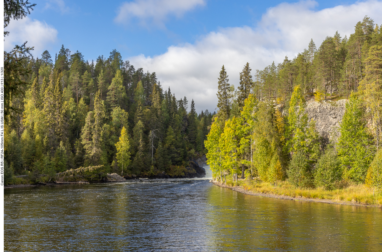 Jyrävä Wasserfall in Sicht