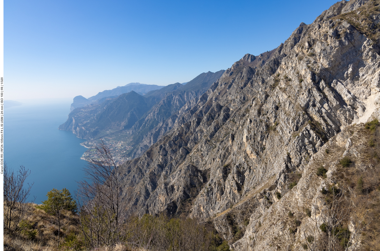 Dort unten irgendwo liegt Limone