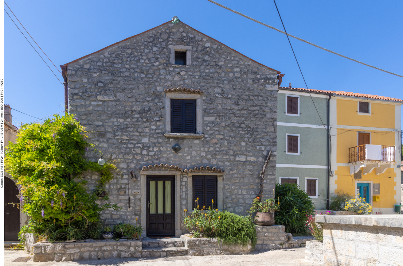 Spaziergang durch Osor