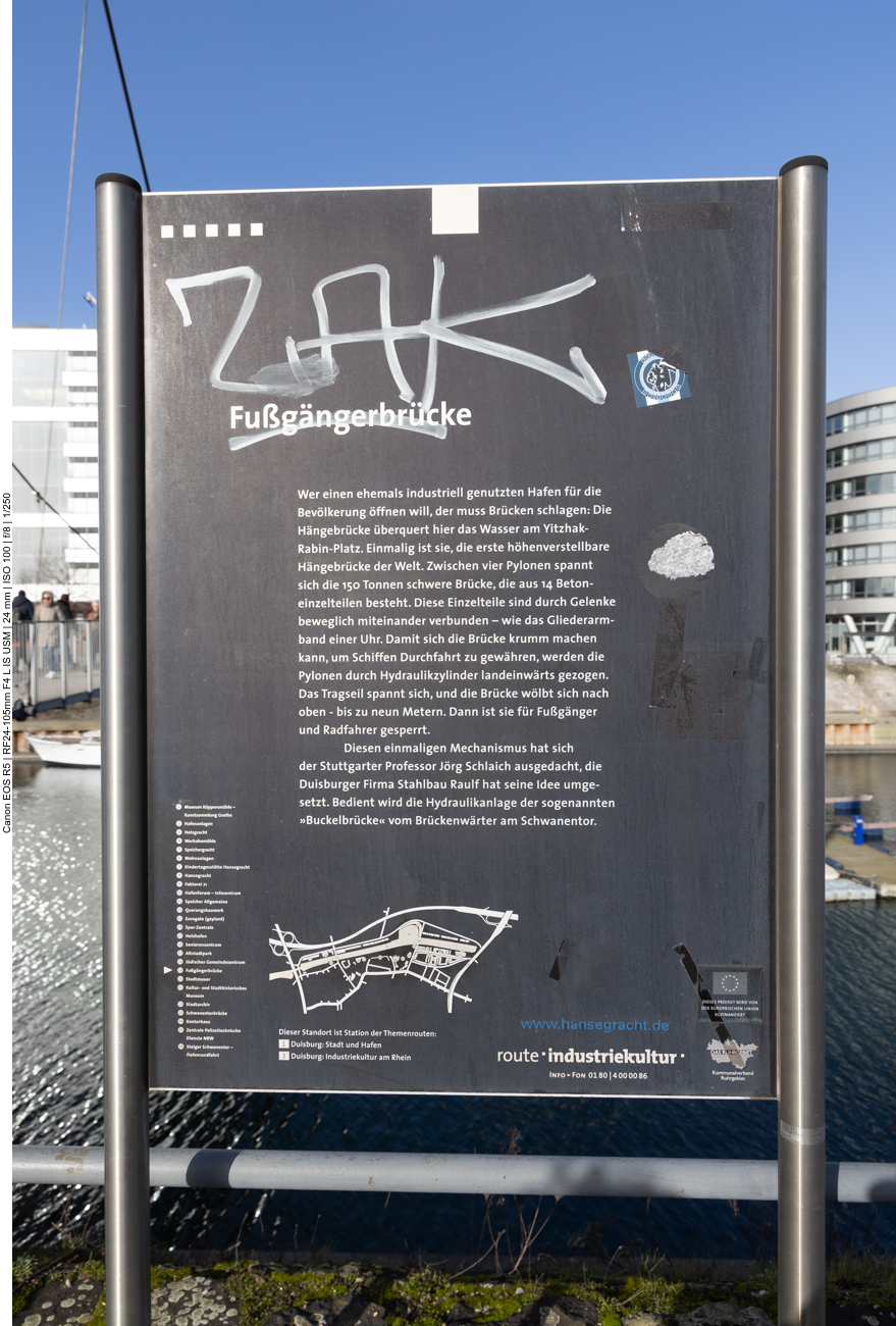 Infos zur Fußgängerbrücke