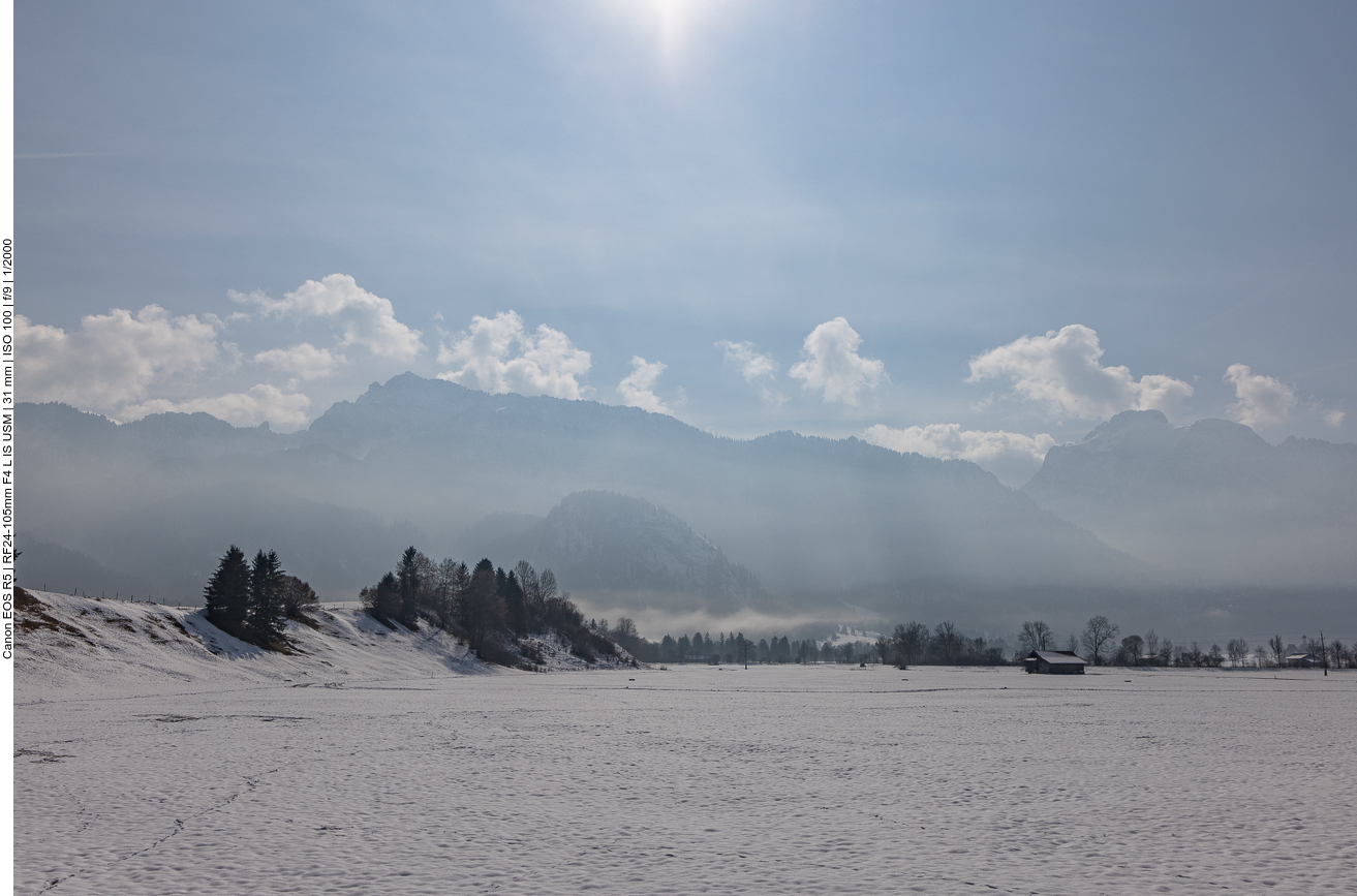 Landschaft im Nebel