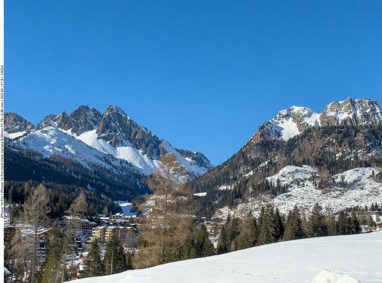 Colbricon Est [2.602 m], Colbricon Ovest [2.604 m], Cavallazza [2.326 m] und Cavallazza Piccola [2.303 m] 