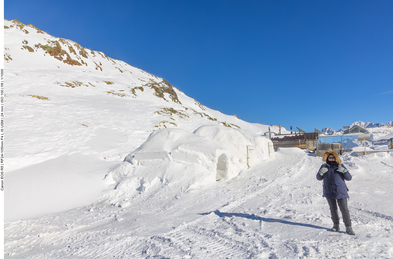 Links unser Iglu für die Nacht ;-)