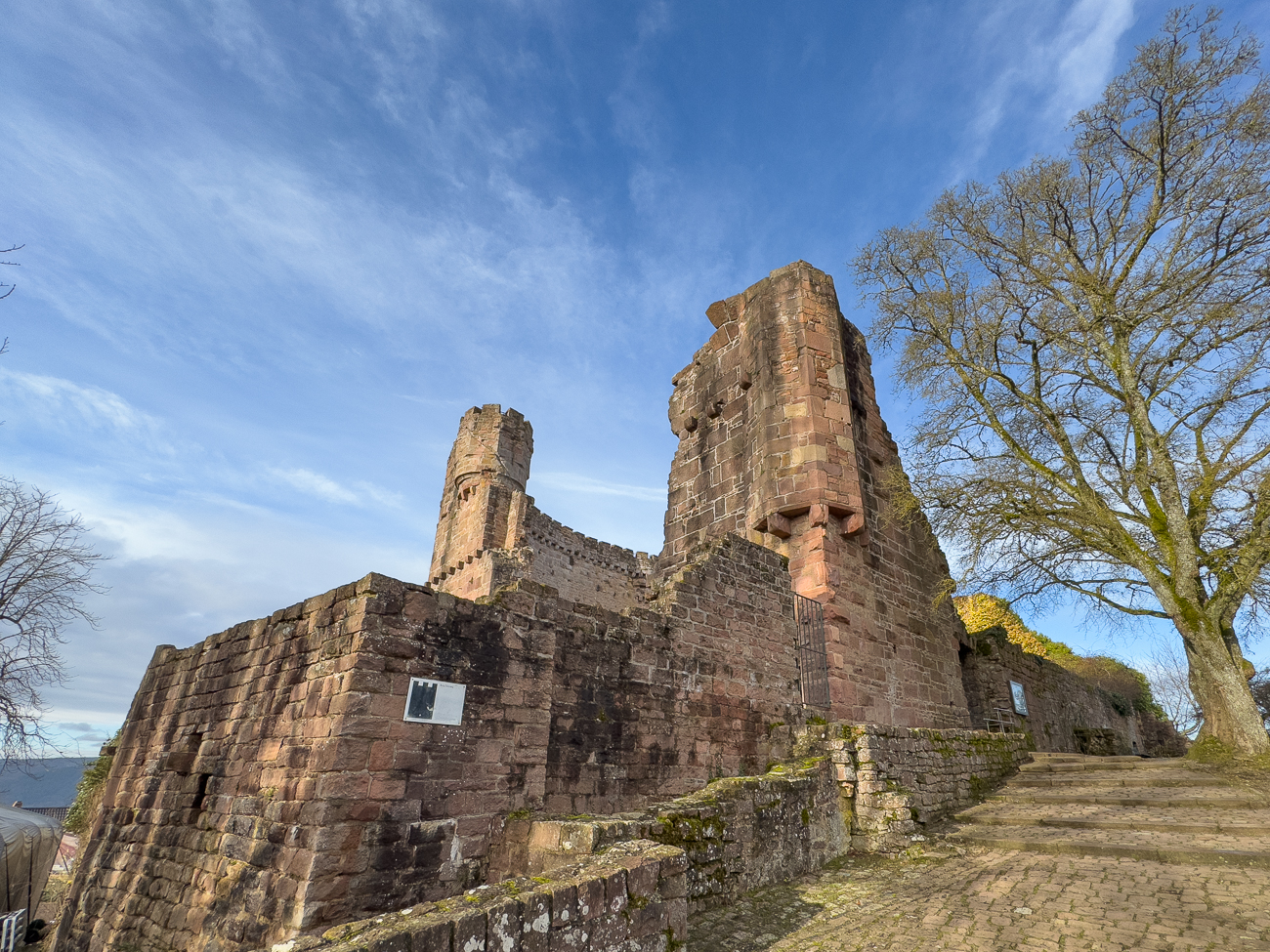 Leider ist die Burg im Winter für Besucher geschlossen