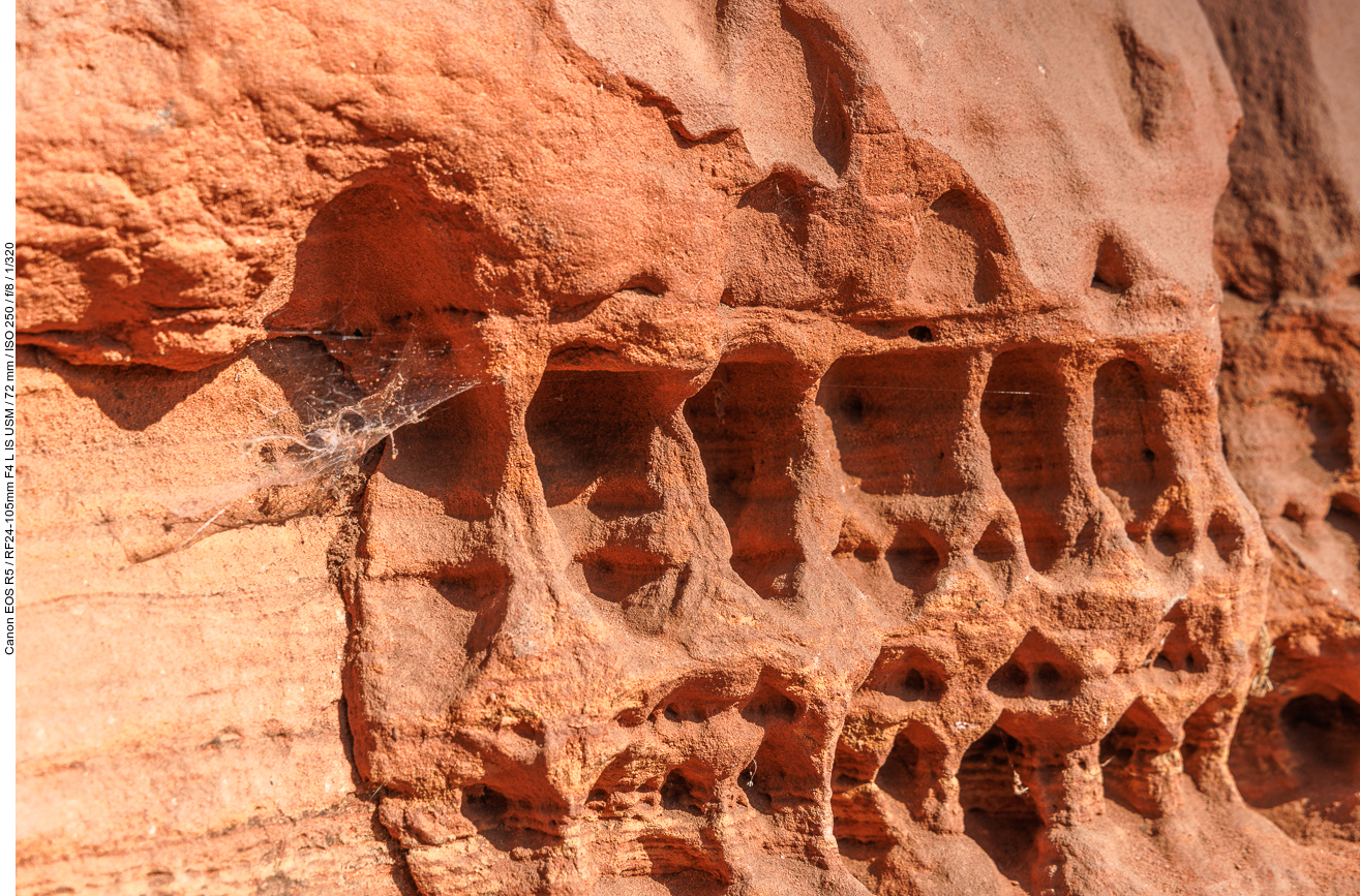 Strukturen im Sandstein