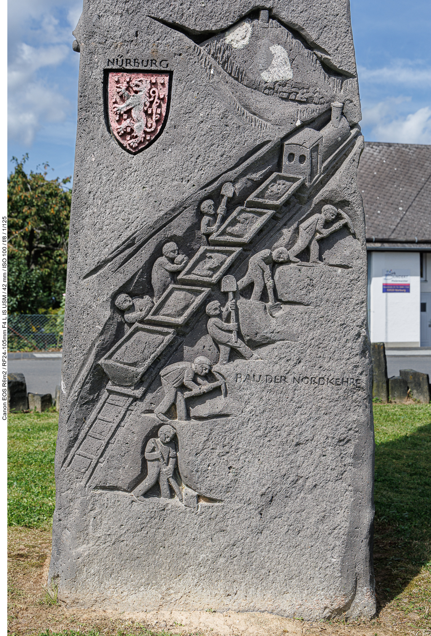 Details auf der Stele