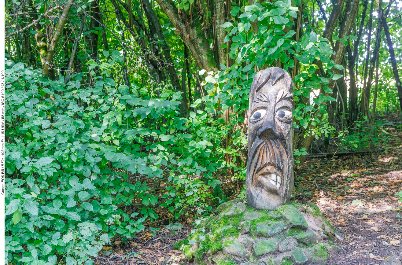 Holzskulptur